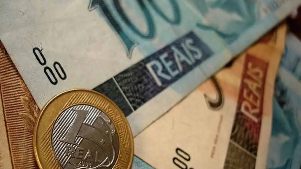 Mais de 83 milhões de brasileiros estão com dívidas em atraso, e o número de quem tem pendência com bancos e fintechs a…