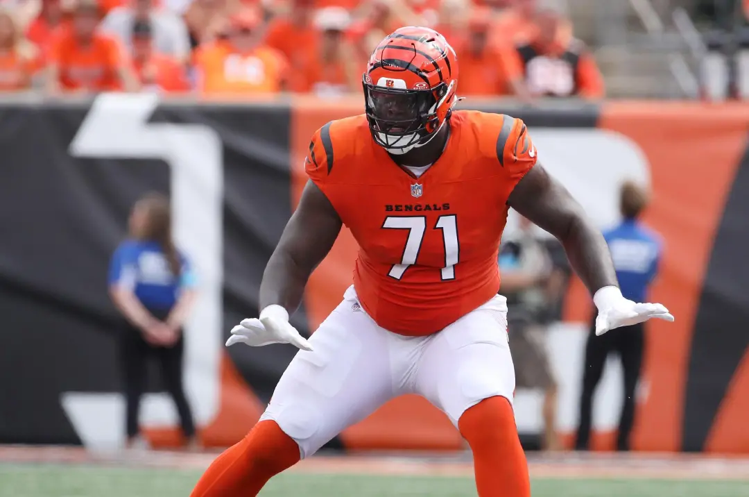 Amarius Mims, escolhido na primeira rodada, mostrou muita consistência contra Tampa Bay, sem deixar pressão no dia de d…