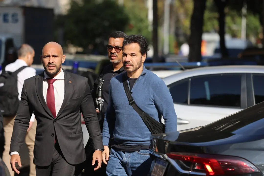 Marcelo Lopes da Silva, ex-procurador do Instituto Rio Metrópole, foi preso no Rio por corrupção e lavagem de dinheiro.…