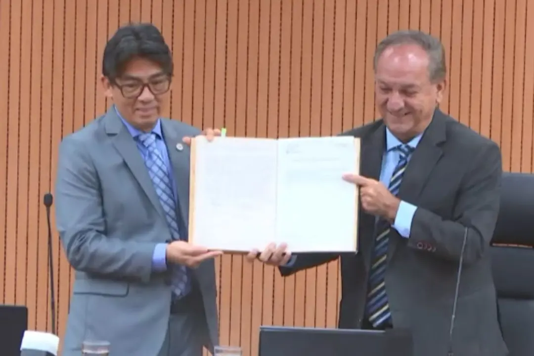 Tak Chung Wu assume a cadeira de vereador em Campinas, substituindo Vini Oliveira cassado por quebra de decoro. É um mo…