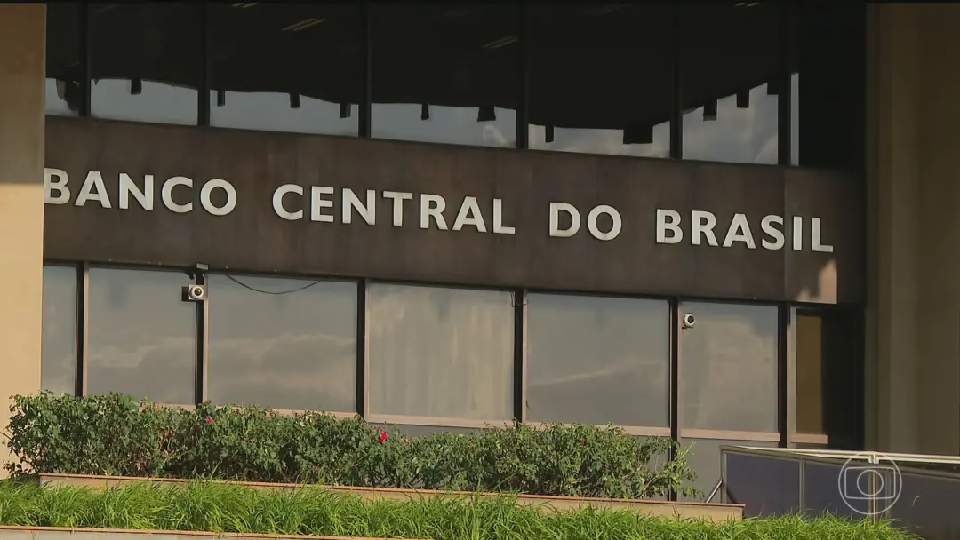 Copom reduziu a Selic de 14% para 13,75% ao ano, sendo o quinto corte consecutivo. Isso sinaliza uma visão de que a inf…