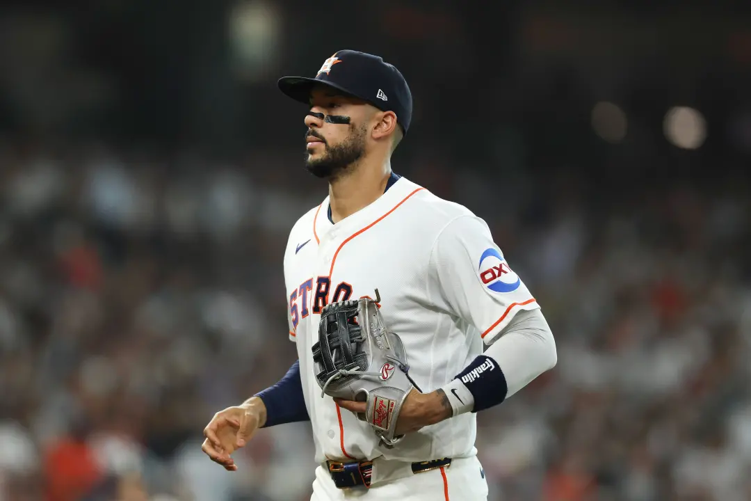 Carlos Correa, jogador dos Astros, não retornará nesta temporada devido a uma dor no tendão do tornozelo cirurgicamente…