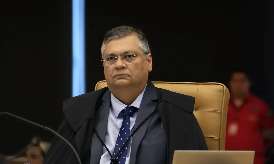 OAB e 27 seccionais rebateram fala do ministro Dino no STF, que disse que nao existe venda de sentença sem um advogado …