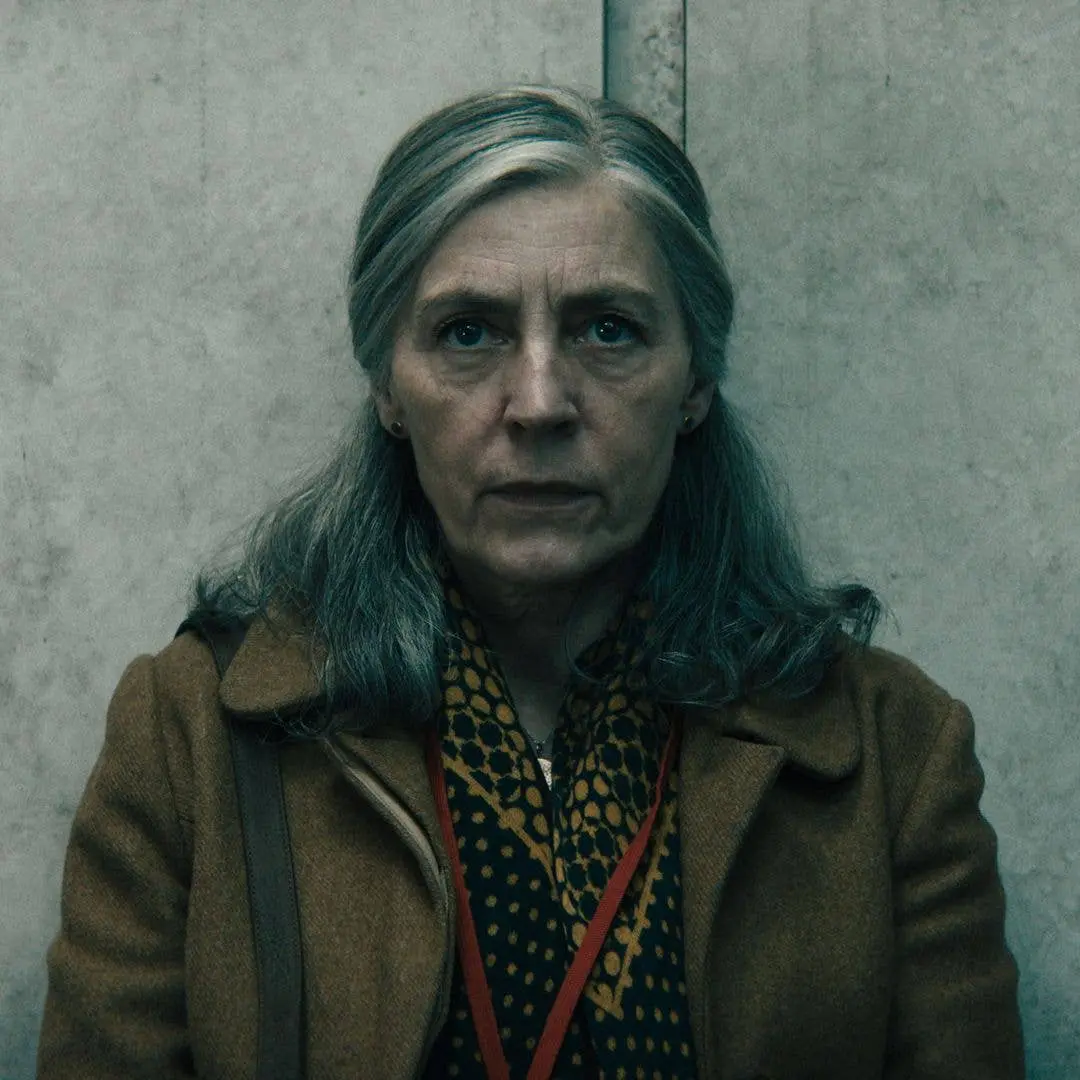 Catherine Standish descobre o segredo devastador que Jackson Lamb guardava por décadas em Slow Horses temporada 6. É um…