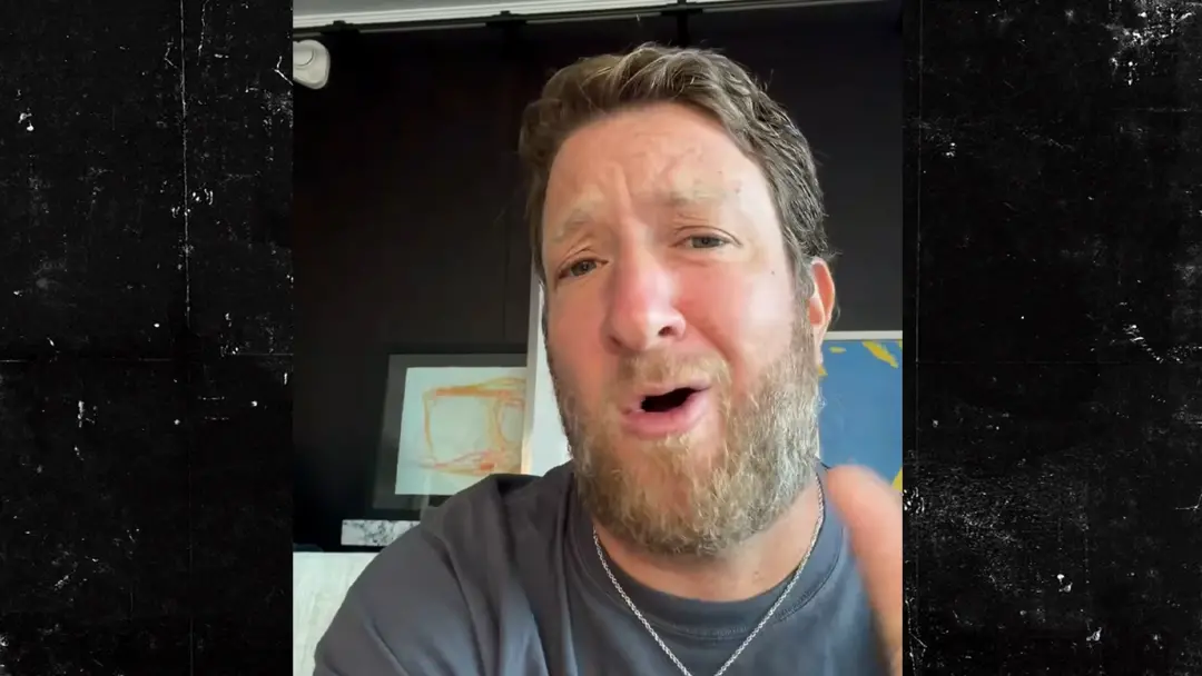 Dave Portnoy se posicionou defendendo Robert Kraft e rotulando Macklemore de antissemita. Acho que falar assim sobre al…