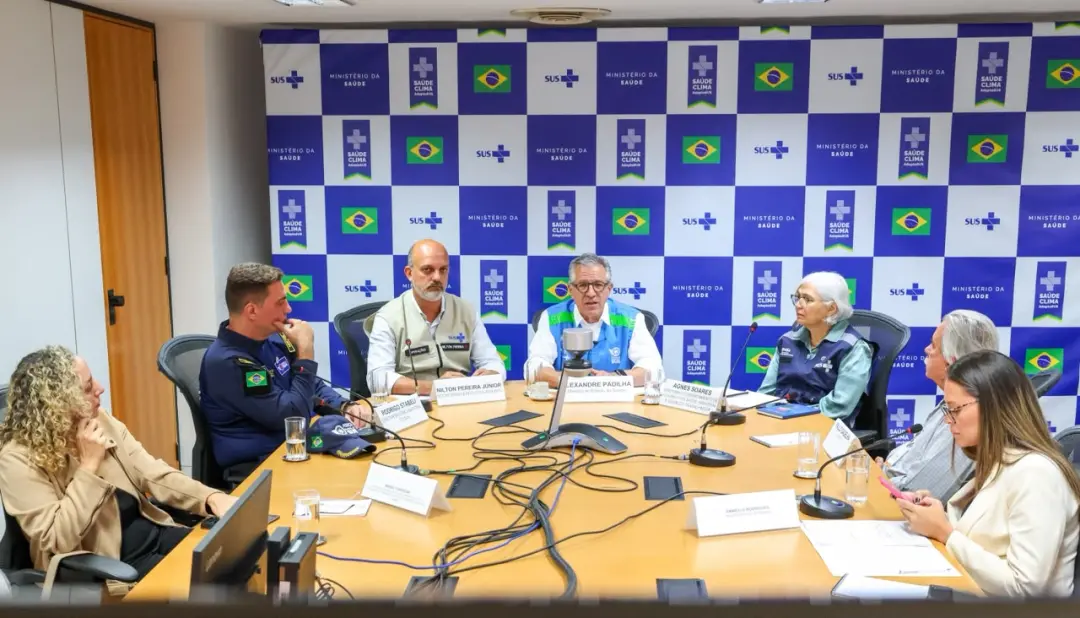 Centro-Oeste recebe apoio do SUS com base descentralizada da Força Nacional diante do risco de calor e incêndios. A pro…