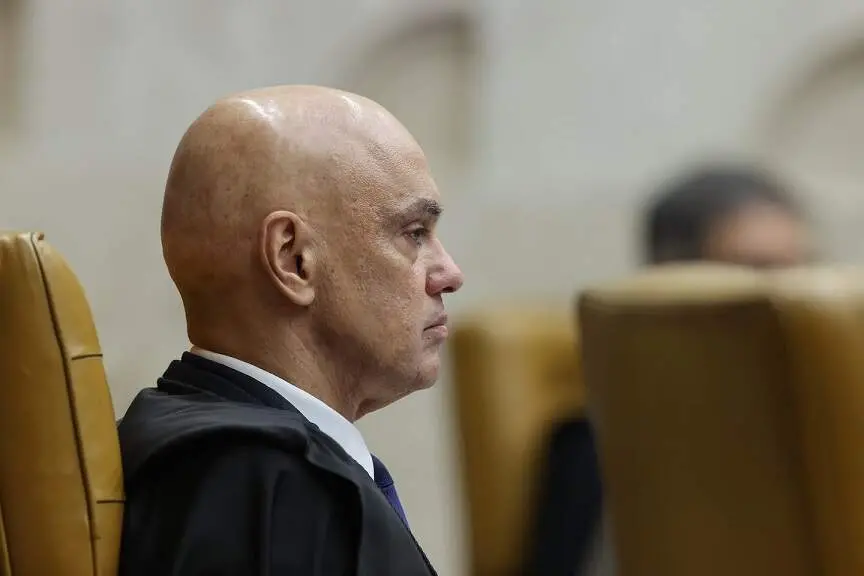Julgamento no STF sobre Alexandre de Moraes e Daniel Vorcaro virou munição na disputa eleitoral. A mobilização de perfi…