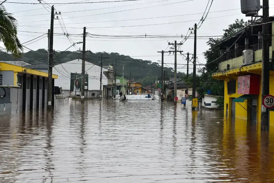 Vale do Ribeira em emergência. Governo de São Paulo decretou situação de emergência em seis municípios, como Registro e…