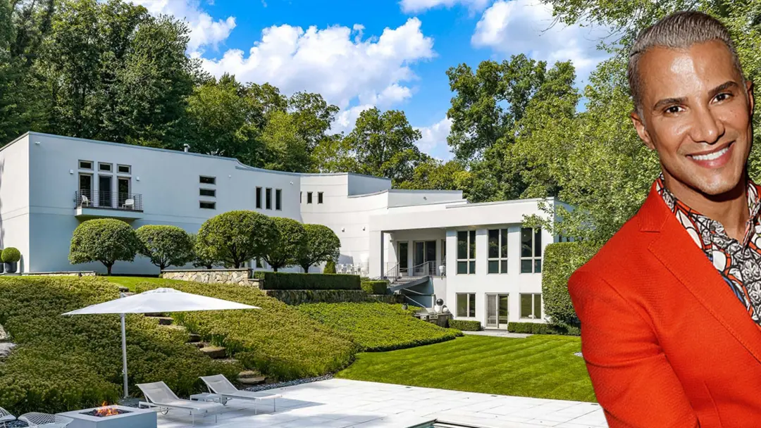 Jay Manuel, ex participante de America's Next Top Model, colocou sua casa em Connecticut no mercado por 4,65 milhões de…
