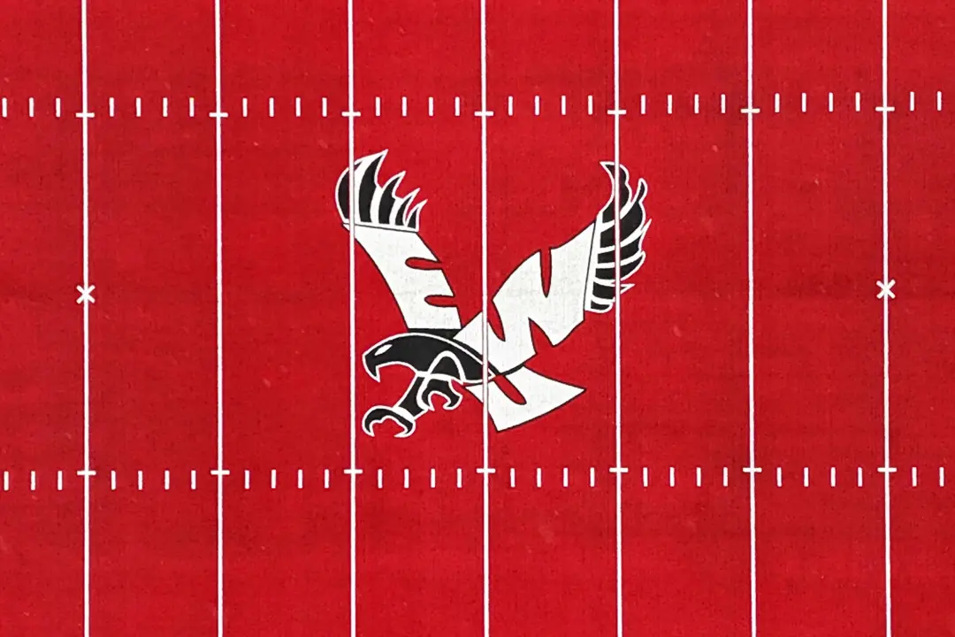 Eastern Washington tem feito 28 pontos por jogo, com 388,7 jardas totais em três jogos. O QB Nate Bell aparece forte co…