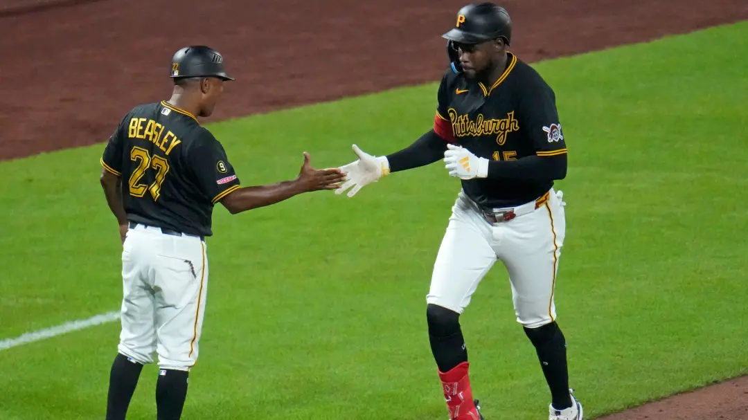Em PNC Park, os Pirates perderam por 5 a 4 contra os Brewers, mesmo com três home runs, porque a vantagem do início se …