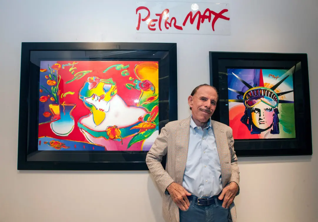 Peter Max, artista pop icônico, faleceu aos 88 anos. Ele foi artista oficial de eventos grandes como Olimpíadas e Copa …