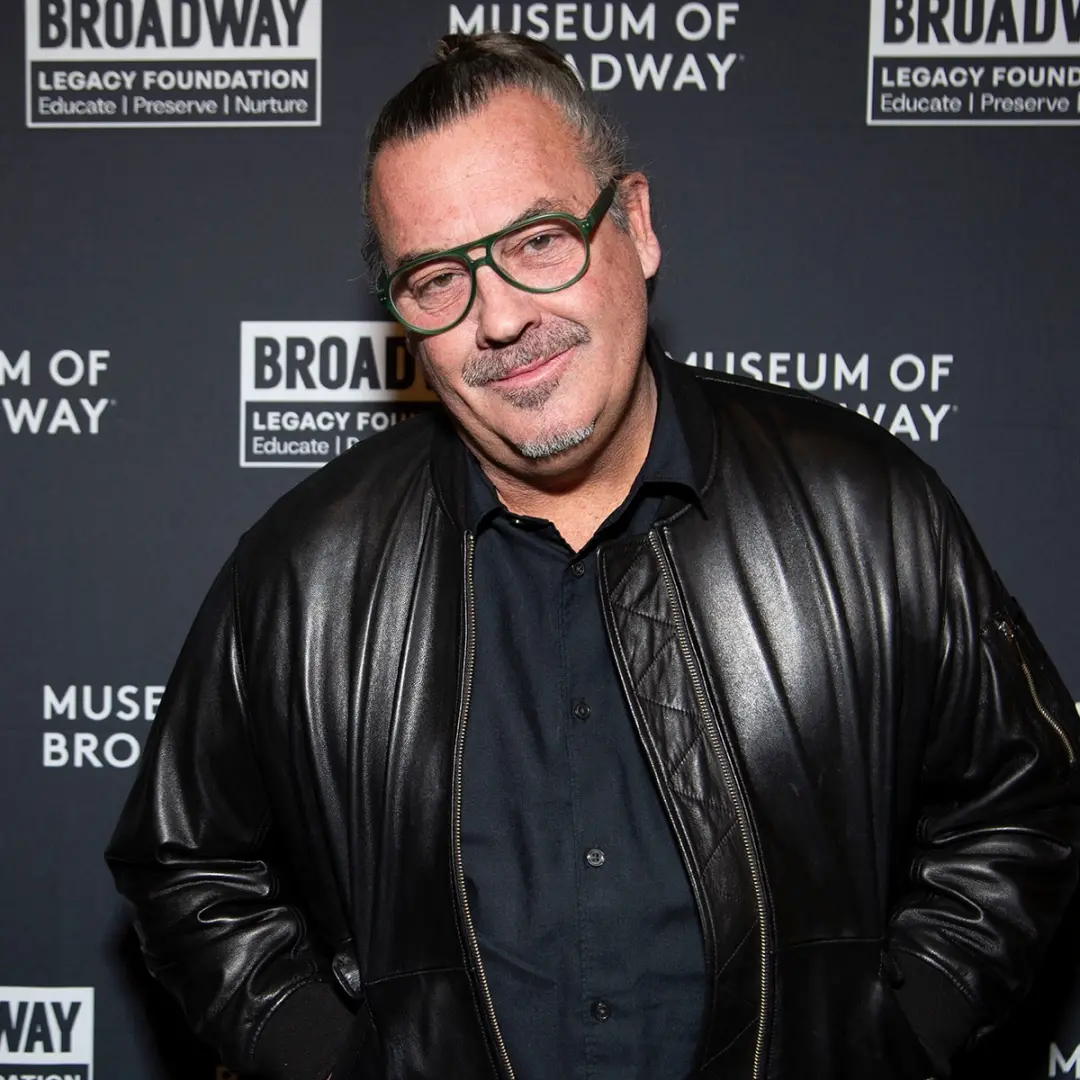 Duncan Sheik está recebendo cuidados médicos em um hospital e se encontra em condição crítica, mas estável. A situação …