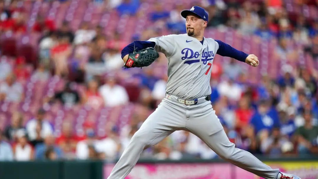 Blake Snell saiu do jogo contra os Reds depois de só 19 arremessos por causa de uma dor na virilha. A perda para os Red…