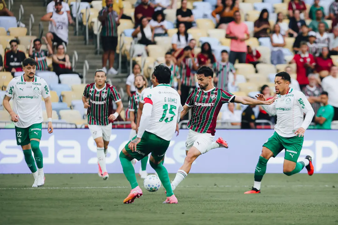 Maracanã. Fluminense virou e venceu o Palmeiras por 3 a 2, com Cano marcando nos acréscimos. A melhora do tricolor após…
