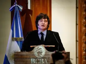 Presidente argentino negou oportunismo eleitoral sobre as Malvinas, chamando a atitude de estupidez maiúscula. A postur…