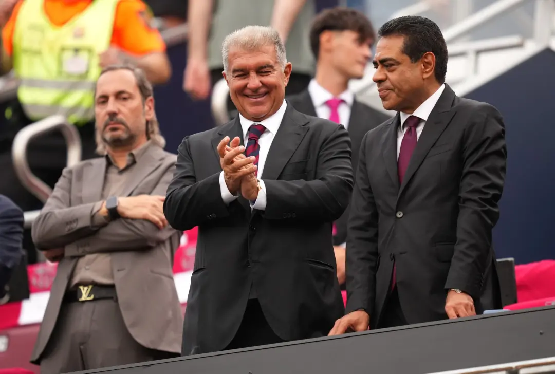 Laporta quer o Spotify Camp Nou para a final da Copa do Mundo de 2030, com capacidade de cerca de 105 mil espectadores.…