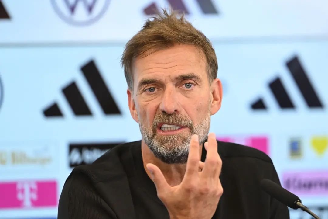 Jürgen Klopp selecionou 44 jogadores em dois grupos para os primeiros quatro jogos da seleção alemã. A estratégia é ger…