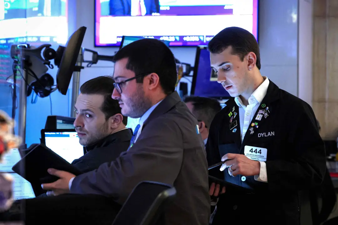 Dow Jones Futuro sobe 0,68% após o Fed elevar juros em 0,25 ponto percentual. A expectativa de controle da inflação e a…