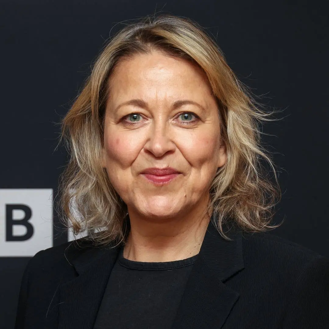Nicola Walker no Greatest Living Writer, com Richard Curtis, Bill Nighy e outros, tá vindo. É interessante ver nomes es…