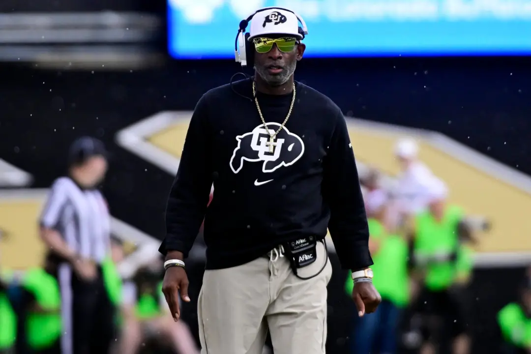 Deion Sanders interveio após a Carolina Panthers dispensar Jimmy Horn Jr. por um erro em campo contra os Bears. Achei q…
