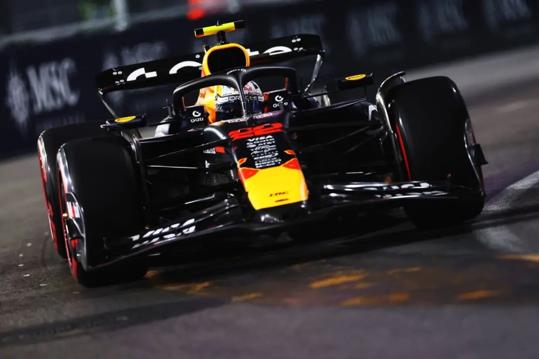 Tsunoda terminou em 17º lugar na tabela de pilotos de Fórmula 1 com a Red Bull em 2025. É estranho um companheiro de tí…