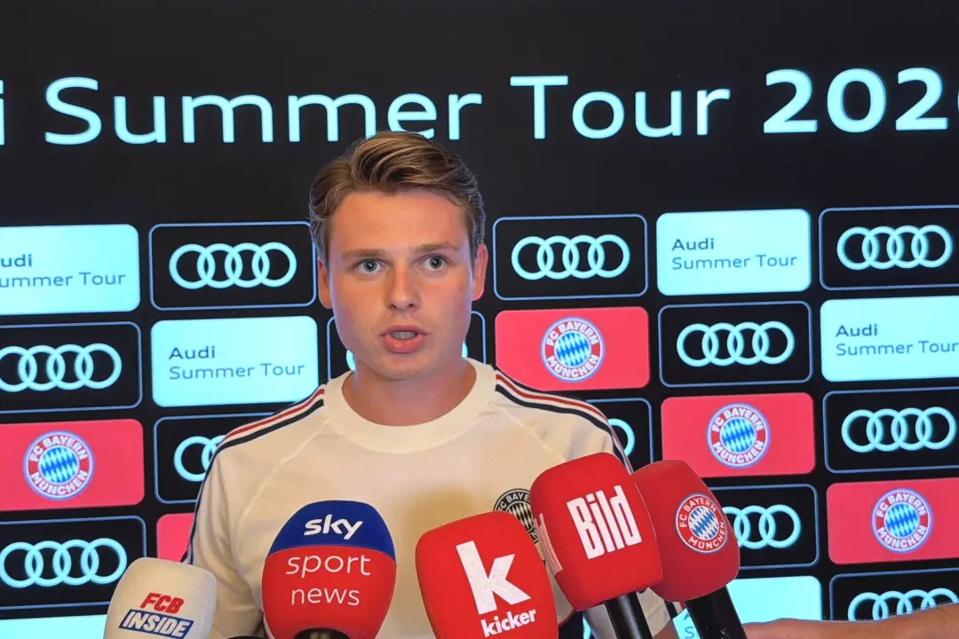 Jonas Urbig, zagueiro de 23 anos do Bayern, foi incluído na seleção alemã para a Nations League, e Kompany disse que el…