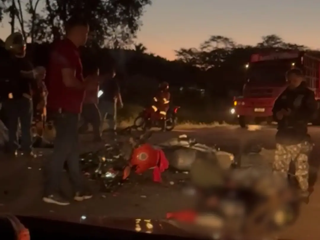Três pessoas perderam a vida em colisão frontal na PE-177, em São João, Pernambuco. É uma dor imensa ver como a imprudê…