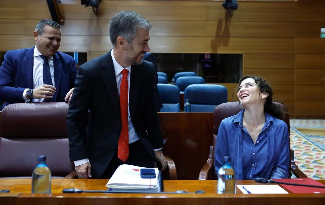 A presidente da Comunidade de Madrid, Isabel Díaz Ayuso, usou uma frase polêmica na Assembleia de Madrid. Essa jogada d…