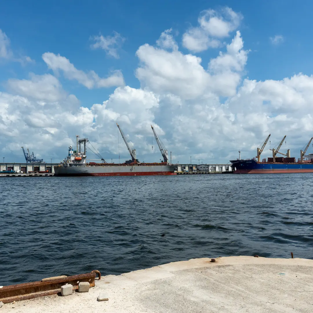 Milhares de contêineres presos no comércio indicam um cenário diferente das declarações sobre as sanções dos EUA a Cuba…