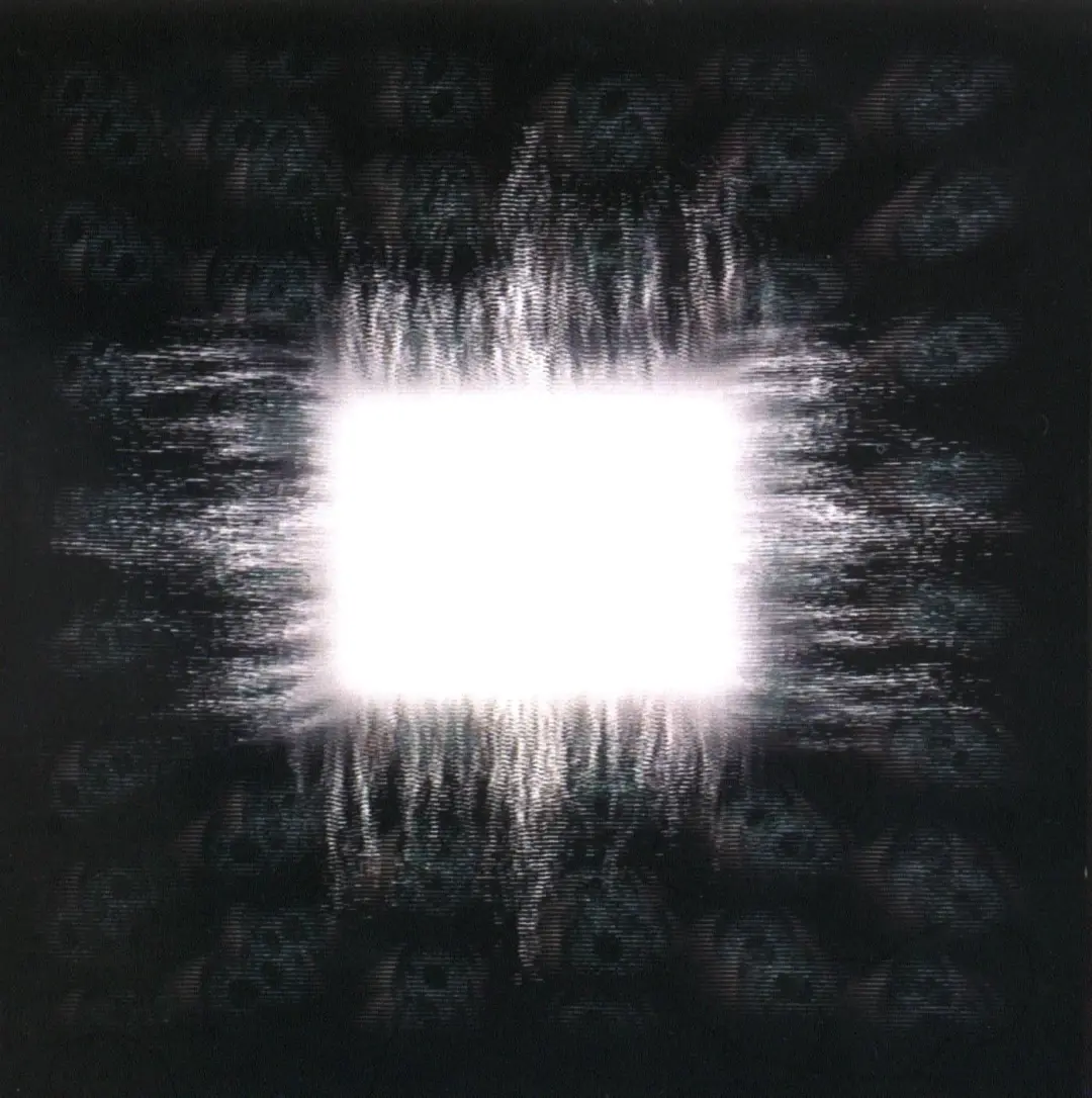 Ænima do Tool sendo revisitada em um formato especial, celebrando 30 anos do álbum. É interessante ver a longevidade de…