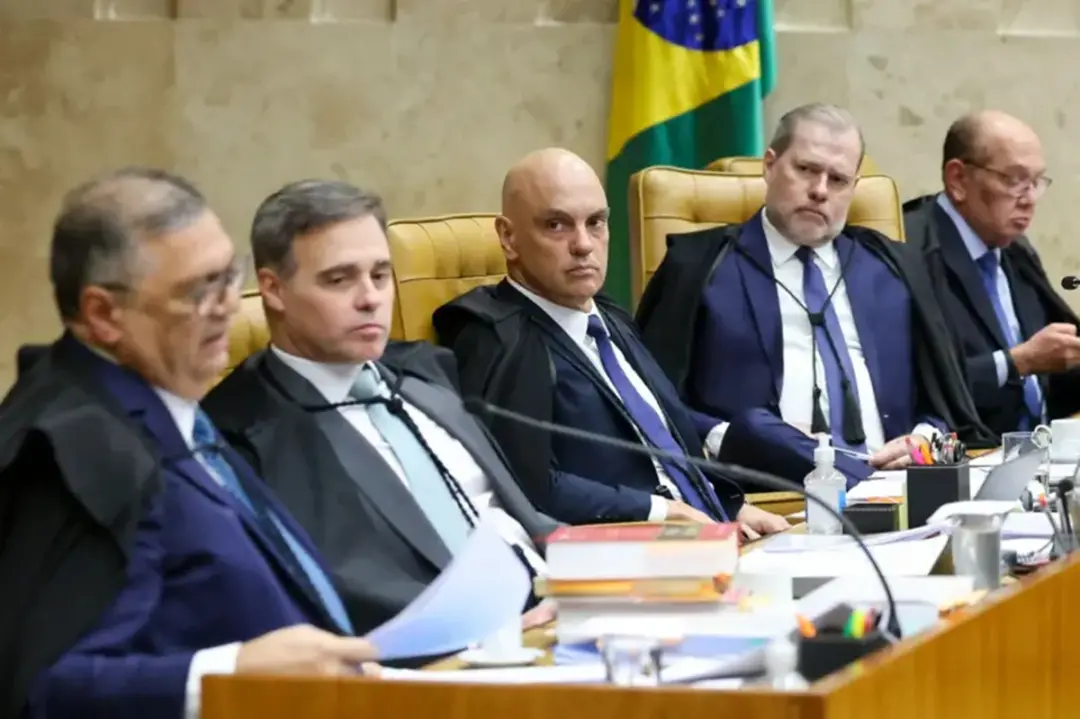 O relator admitiu em plenário que nada havia contra o Procurador Gonet, mas a honra dele já tinha sido manchada pela ma…