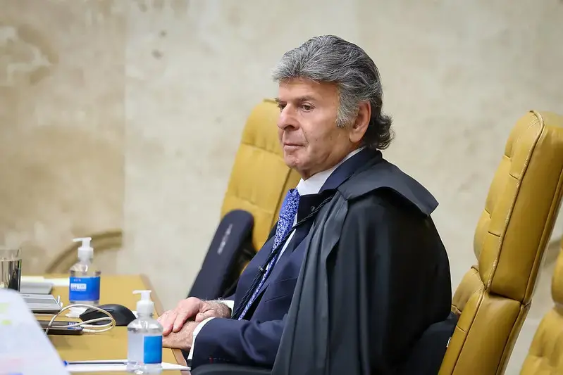 Ministro Fux abriu prazos sucessivos para União, FGC e BC analisarem a garantia federal de R$ 6,6 bilhões ao BRB. A dem…