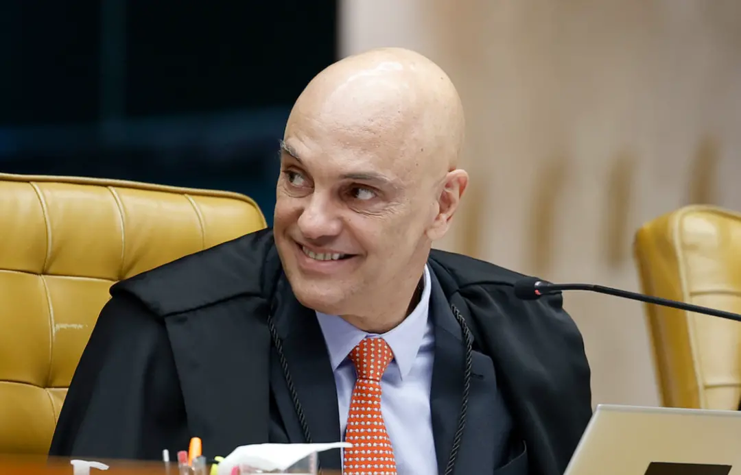 Deputado dos EUA cobra CIDH sobre Alexandre de Moraes, citando o escândalo do Banco Master e encontros com ex-banqueiro…