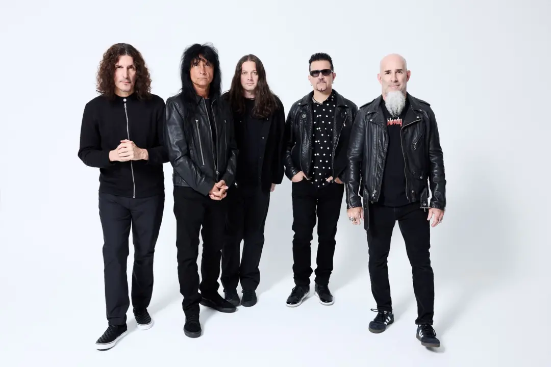 Rhythm section do Anthrax tentou quebrar correntes no vídeo da faixa título do novo álbum. Achei a pegada bem intensa, …