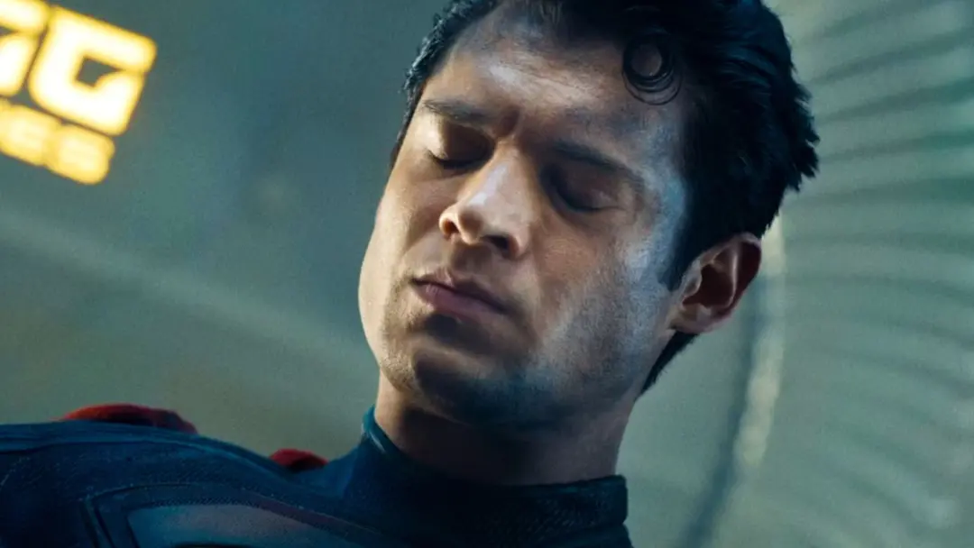 Morte de Jonathan Kent, pai adotivo de Clark Kent, em vários universos DC. Superman não conseguiu impedir a morte causa…
