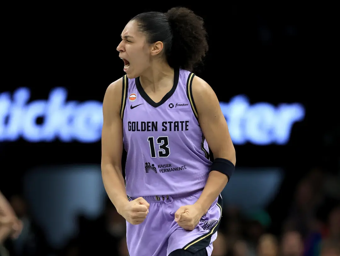 Janelle Salaun com 12,9 pontos por jogo e 39,7% de três pontos no time de Golden State Valkyries. Ela é minha escolha p…