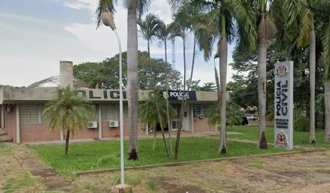 Teodoro Sampaio, SP: homem de 28 anos foi preso suspeito de agredir e tentar enforcar a companheira de 25 anos. Agressã…