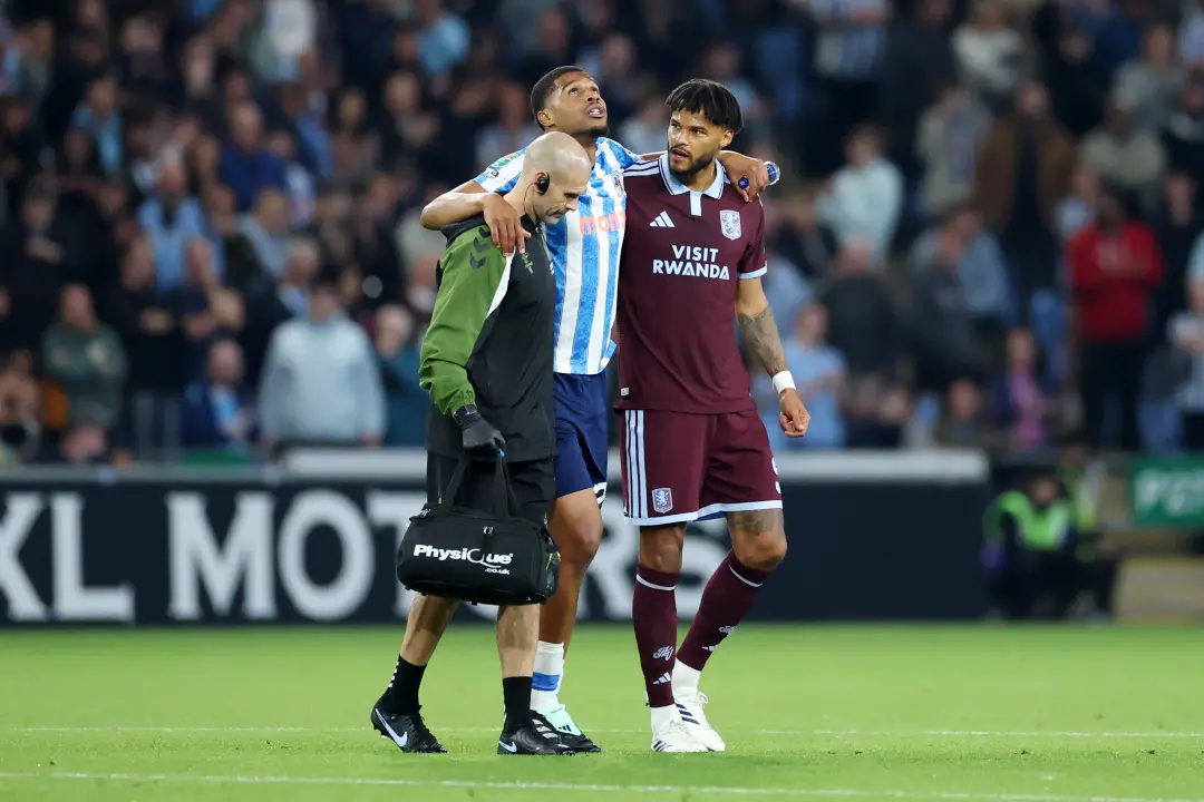 Aurele Amenda, defensor do Coventry City, deve perder o jogo contra o Nottingham Forest após lesão na panturrilha sofri…