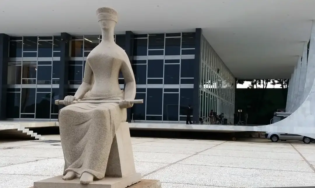 STF cancelou a sessão extraordinária de quinta-feira, 17 de setembro, devido a tensão interna na Corte sobre as investi…
