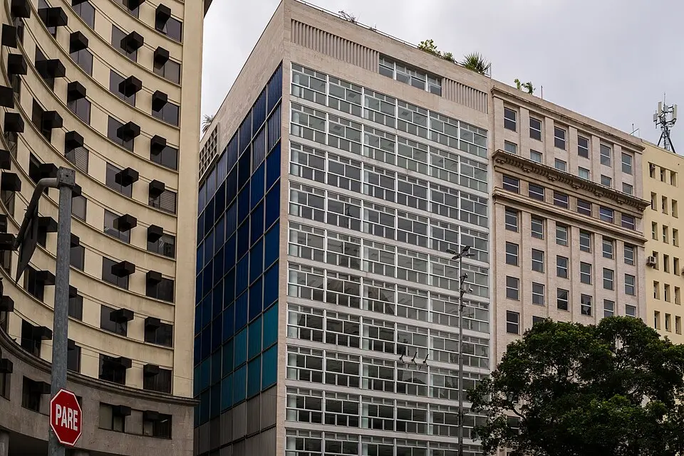 Edifício Boa Vista, na Candelária, será reformado em um projeto de preservação completo com prazo até 2028. A construto…