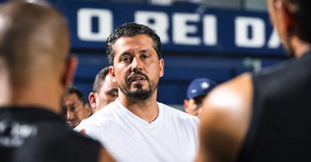Carpini assume o Remo com a equipe na 19ª colocação da Série A, com 23 pontos. Chegar nesse momento exige concentração …
