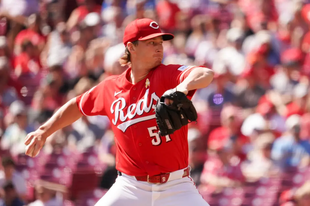 Cincinnati Reds joga contra Los Angeles Dodgers na final da série, com Brady Singer começando pelos Reds e Justin Wrobl…
