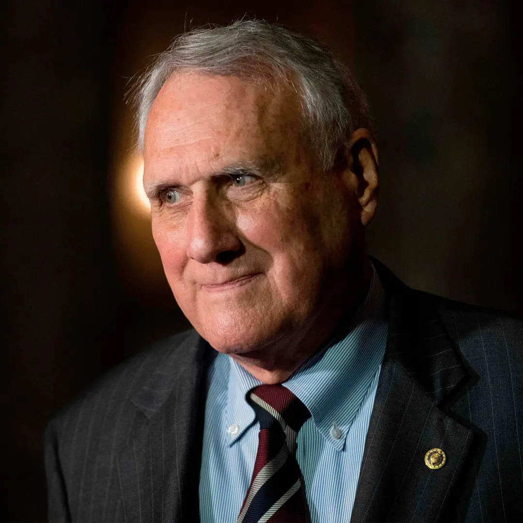 Jon Kyl, político de Arizona, morreu aos 84 anos. Ele chegou à segunda posição no caucus republicano do Senado por caus…