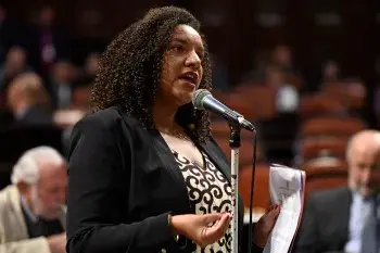 Oito ameaças de morte e ofensas racistas atingiram a deputada Renata Souza do PSOL no Rio. É sério ver o descaso com a …