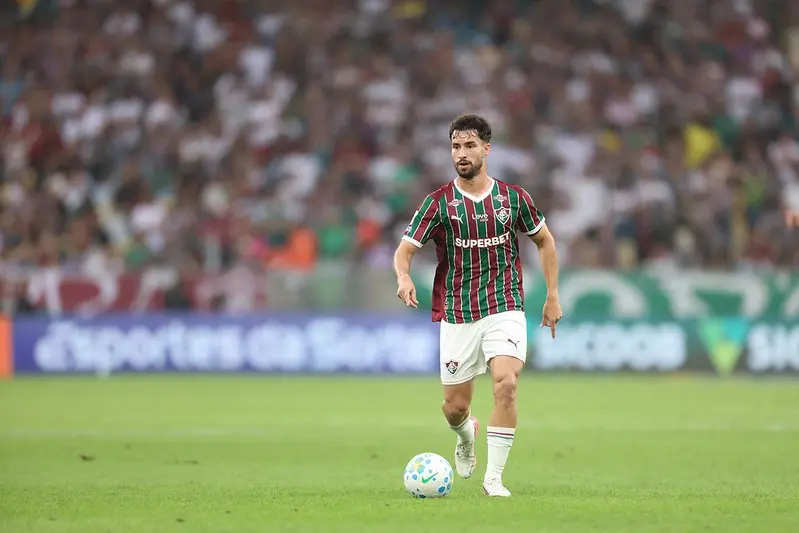 Martinelli foi convocado por Ancelotti para o Mundial com sete meio-campistas, tirando um jogador do ataque. Essa mudan…