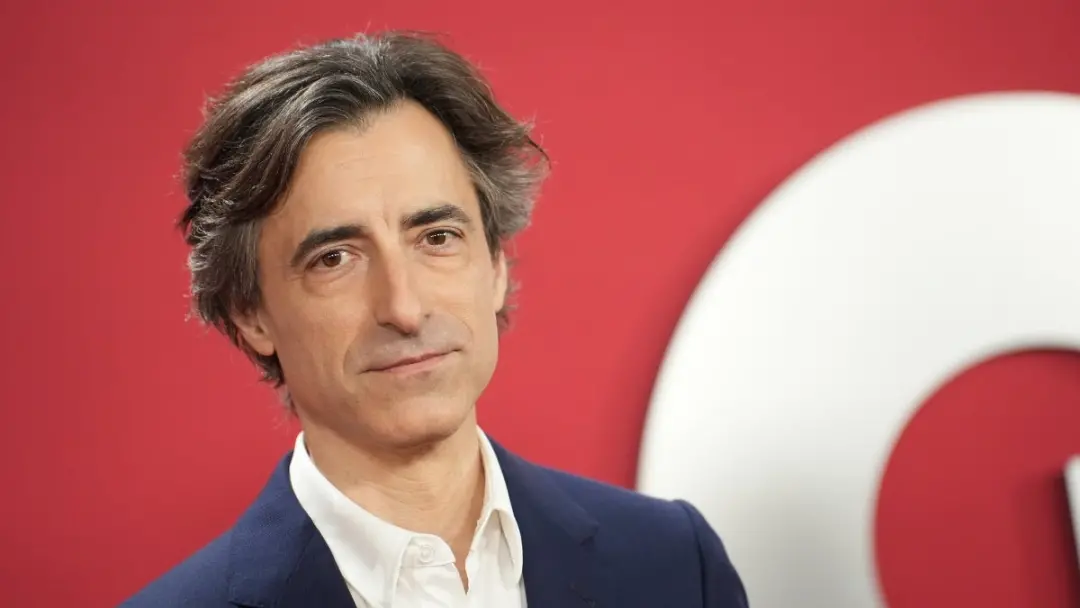 Noah Baumbach assinou contrato com a Warner Bros para um novo filme original, com estreia no cinema. A volta dele aos c…