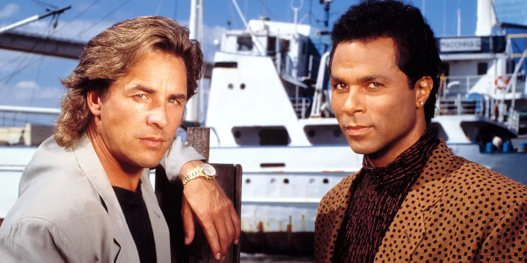 Joseph Kosinski está montando o elenco do remake de Miami Vice, e agora o vilão do filme A Odisseia foi escalado. Essa …