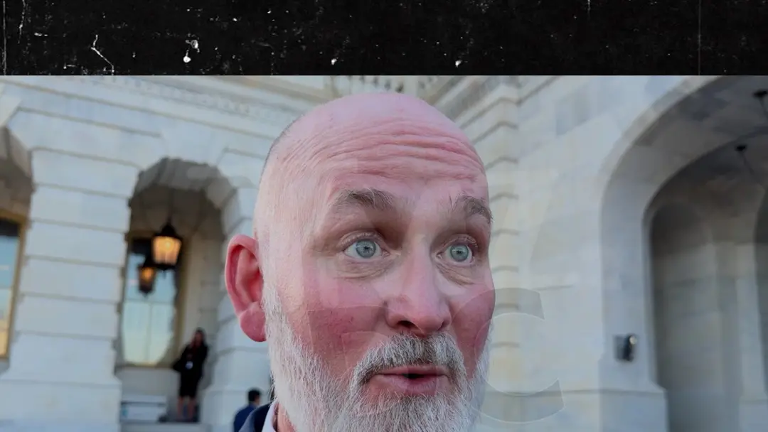 Rep. Derrick Van Orden disse que os eleitores negros talvez nao estejam prontos para um presidente gay, um possível obs…