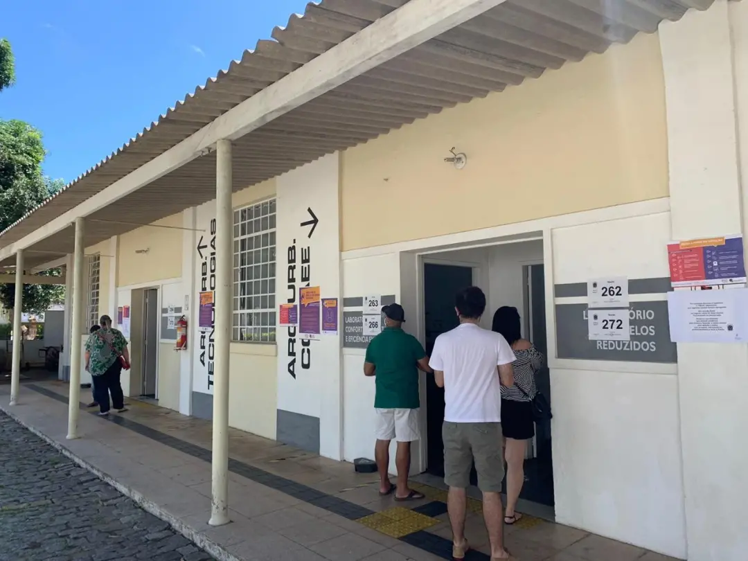 Setenta e dois locais de votação na Região dos Lagos e Norte Fluminense foram trocados pelo TRE-RJ. A Justiça Eleitoral…